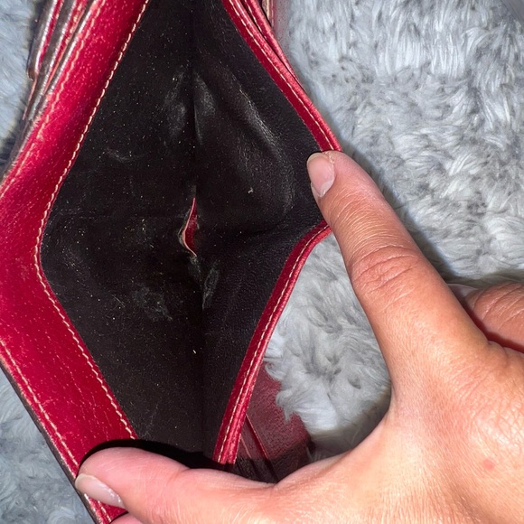 GUCCI authentic monogram VINTAGE RED Bifold wallet w/ pyramid studs GUC!!! - Picture 7 of 10